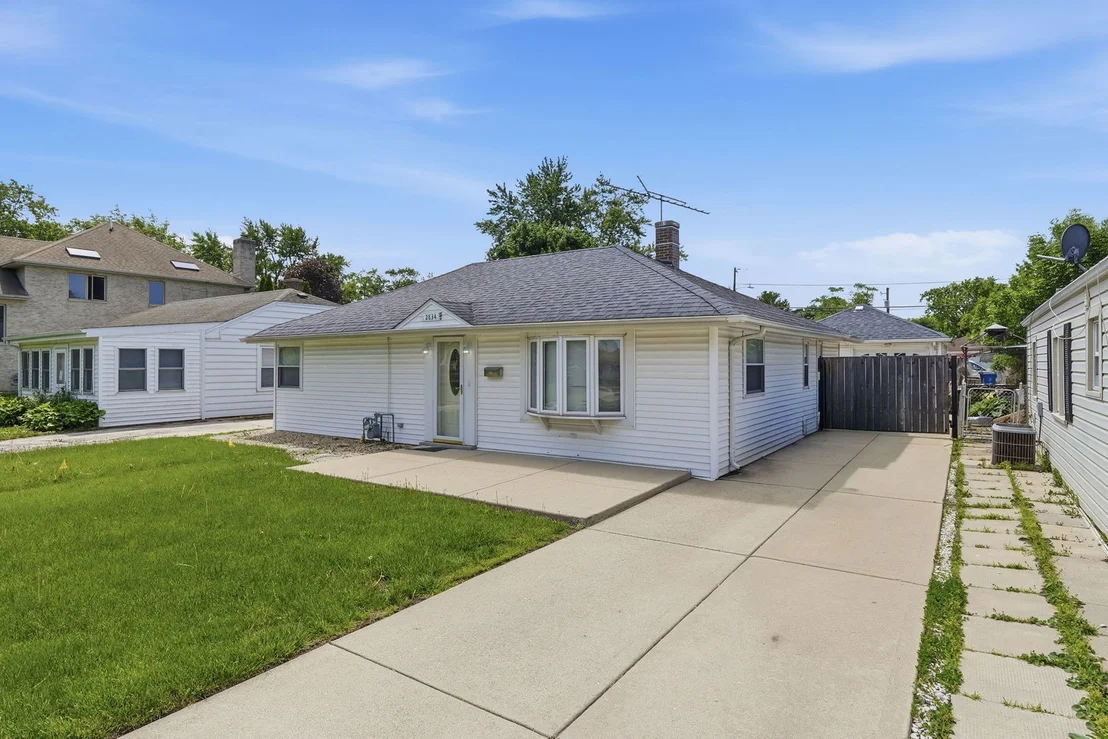 Photo of 2834 Maple Street