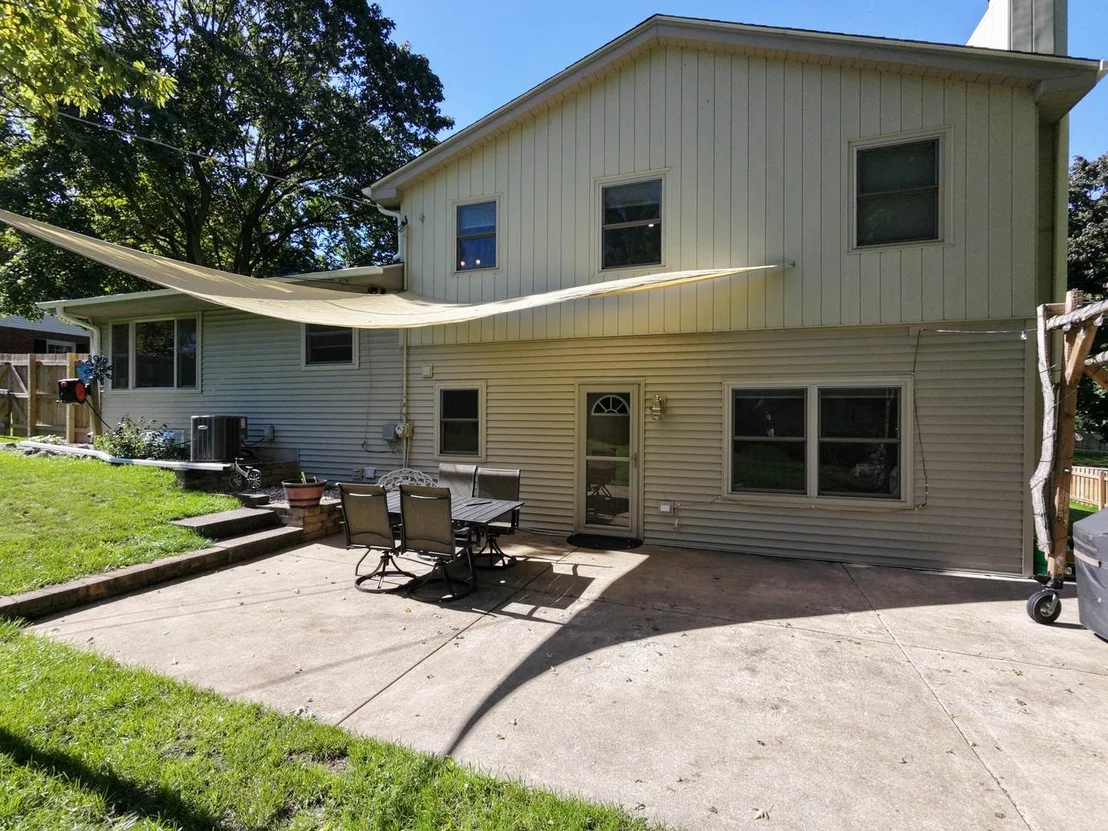 Photo of 445 Stanford Drive