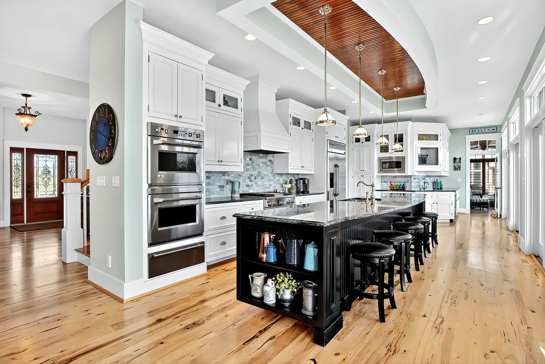 Photo of 820 Peninsula Drive