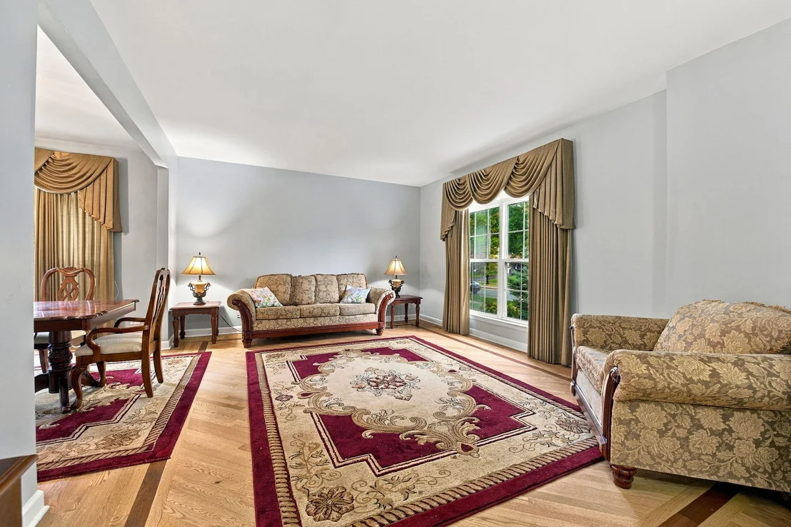 Photo of 304 Edgewood Drive