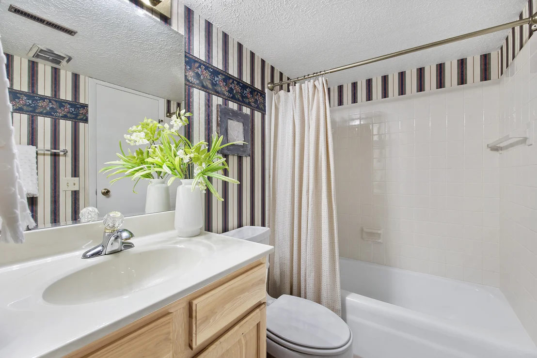Photo of 2804 Mockingbird Lane