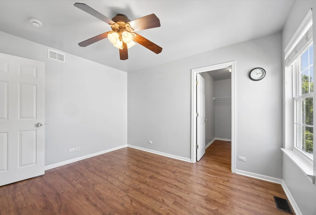 Photo of 1562 Glenside Drive