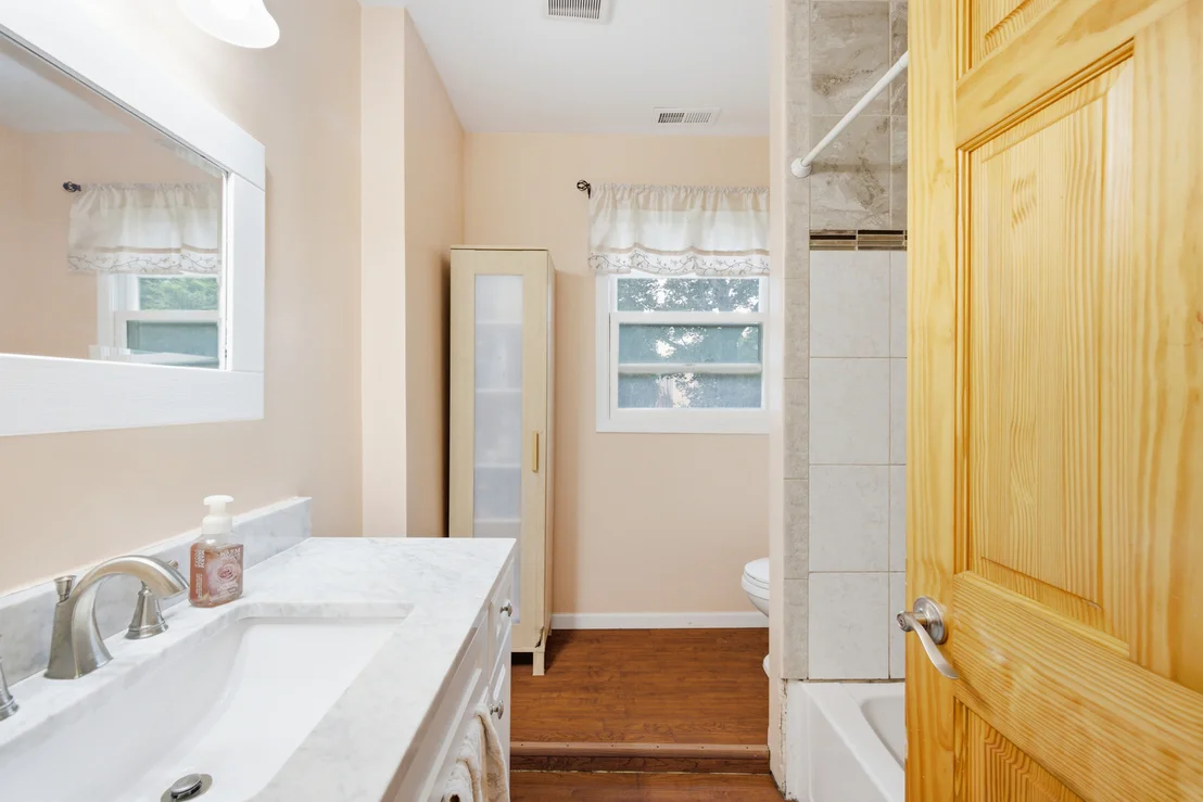 Photo of 459 N Spring Street