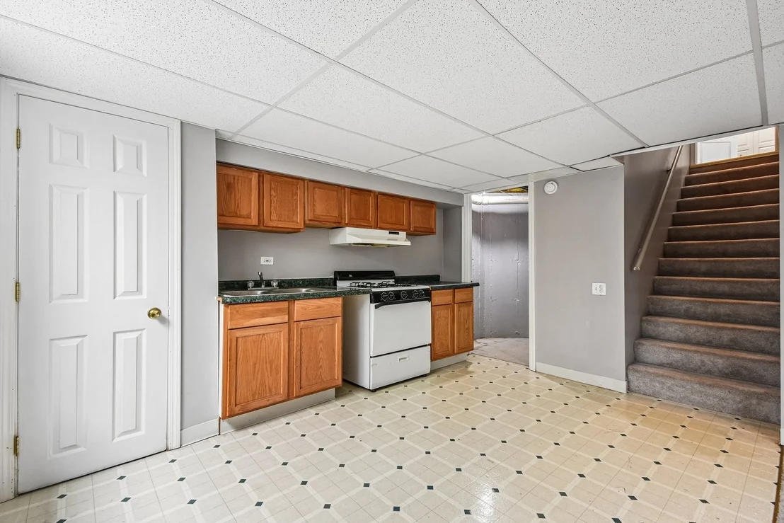 Photo of 561 Ivory Lane