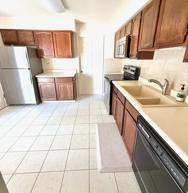 Photo of 1036 N Pine Tree Circle