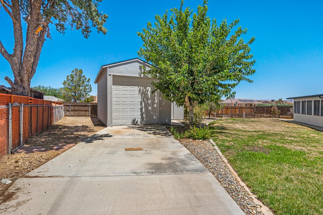 Photo of 12450 Algonquin Road