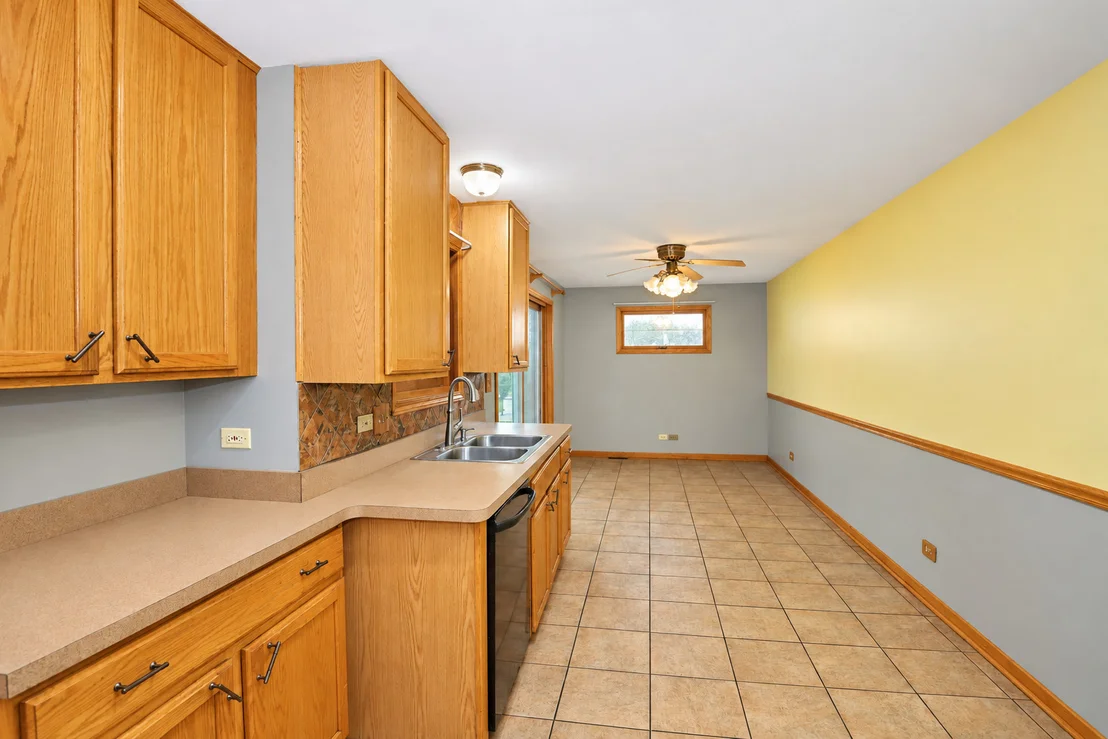 Photo of 984 Cuyahoga Drive