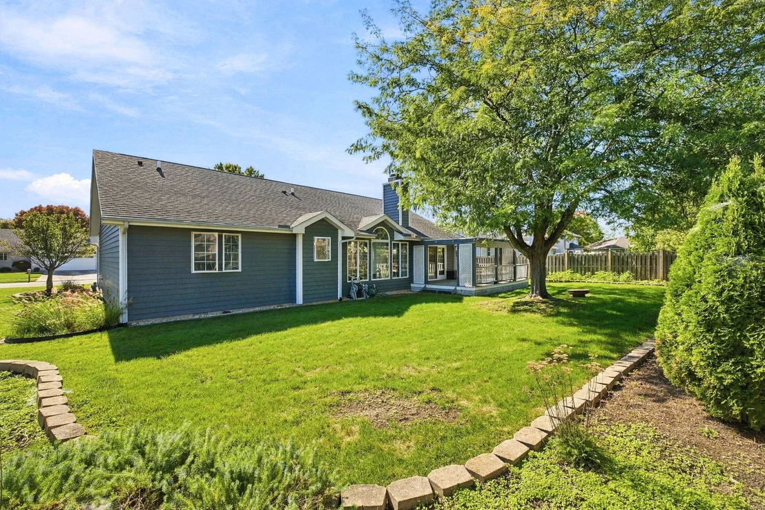 Photo of 1222 Vantage Lane