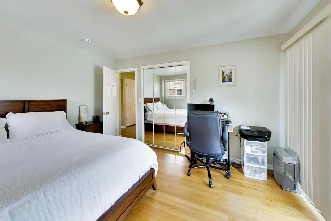 Photo of 3225 Sunset Lane