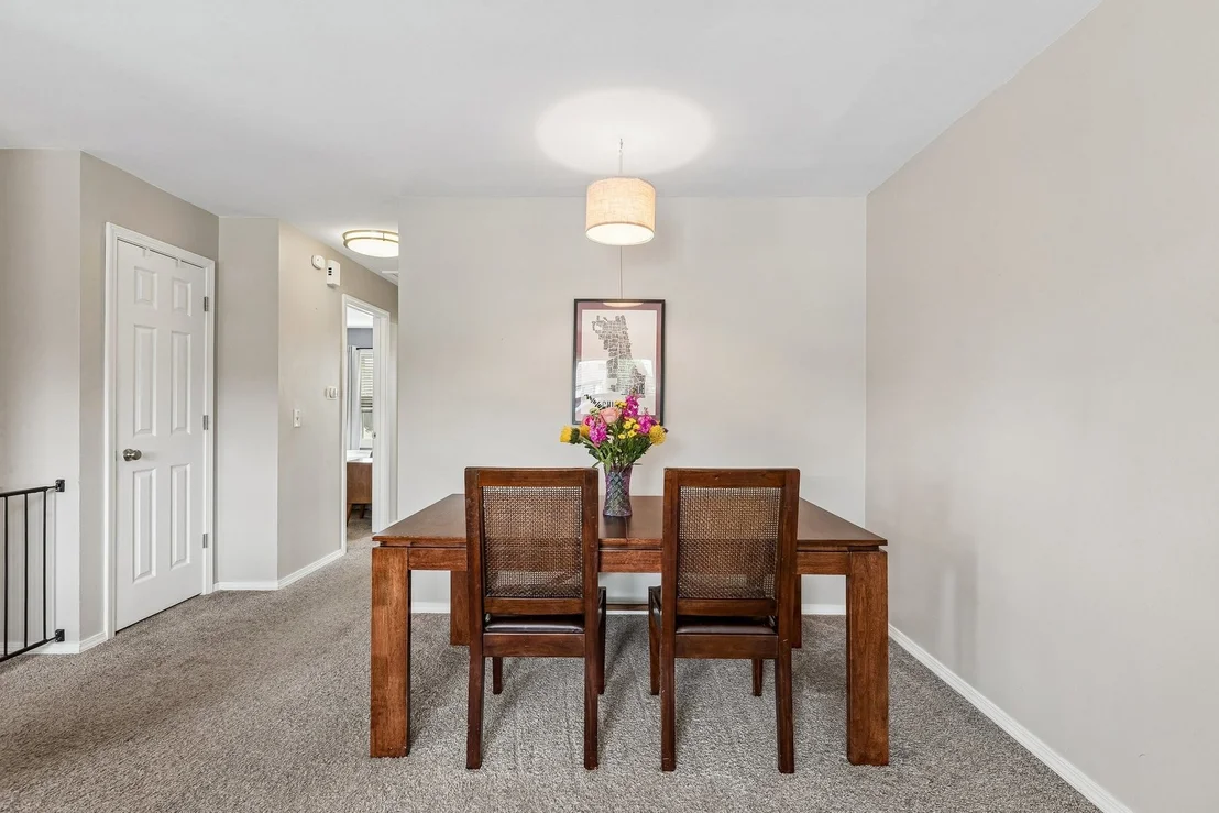 Photo of 370 Kirkwood Circle