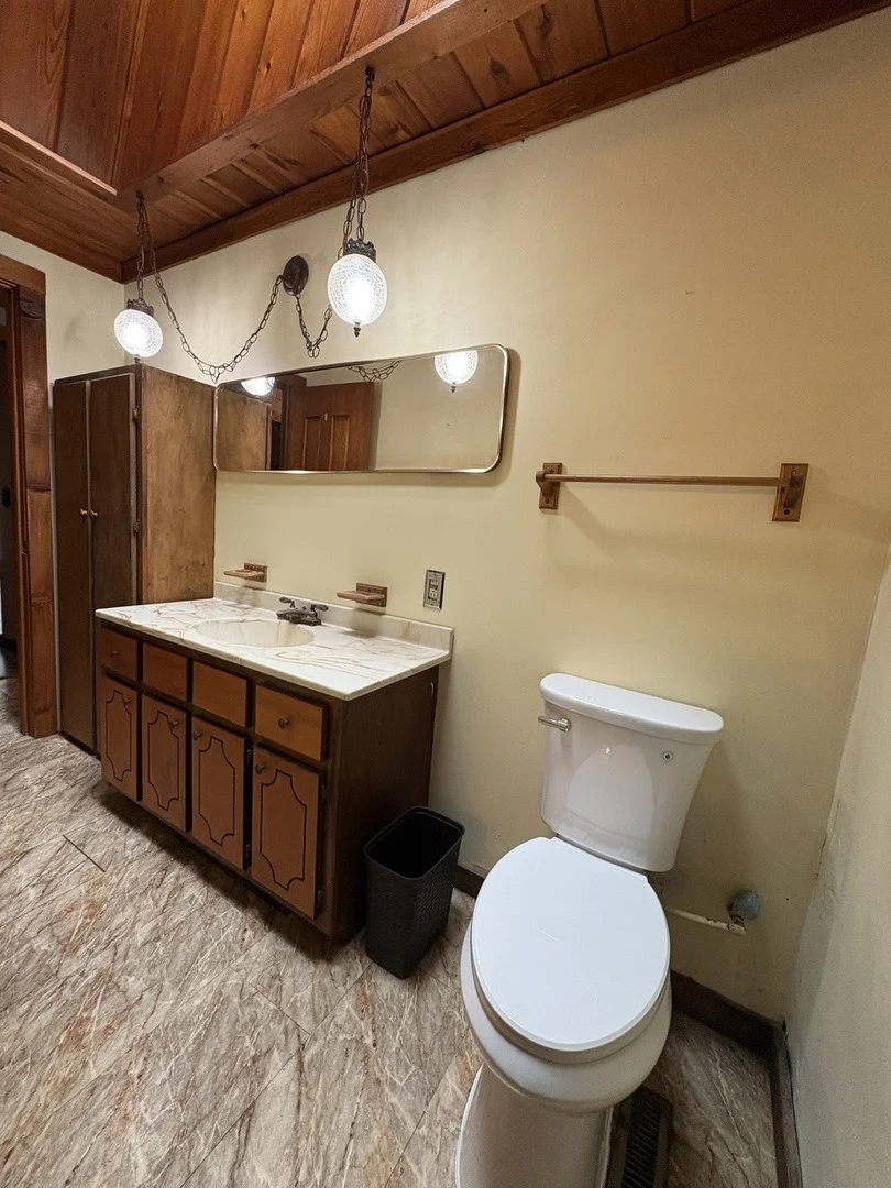 Photo of 779 N 2249th Road