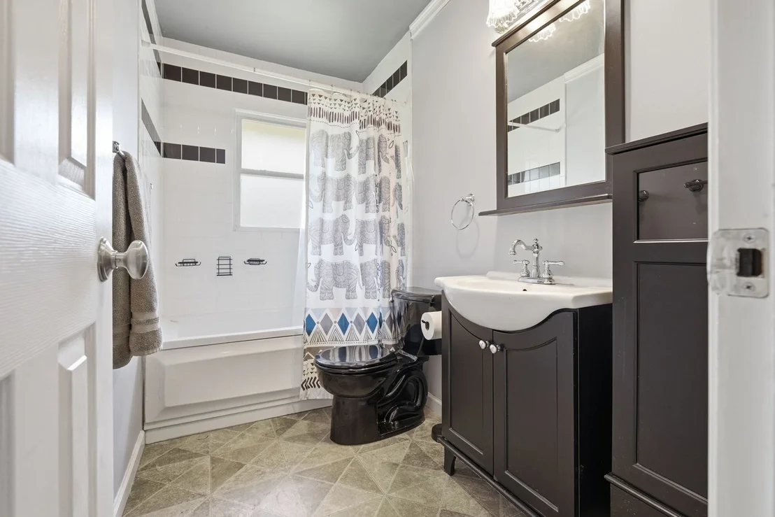Photo of 1237 Mount Vernon Drive