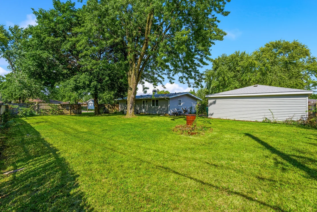 Photo of 13916 S Meadowbrook Drive