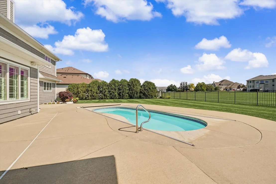 Photo of 1706 Mullikin Drive