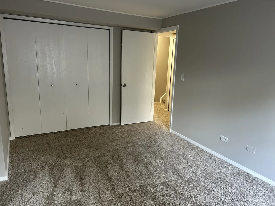 Photo of 1116 STRATFORD Lane