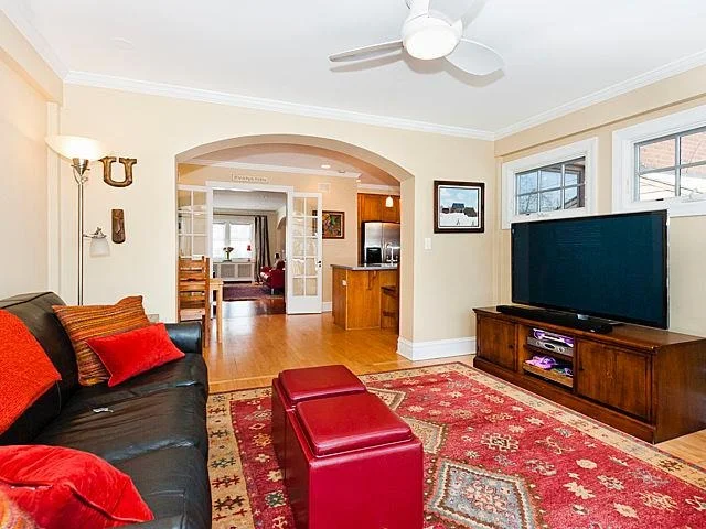 Photo of 2211 Forestview Drive