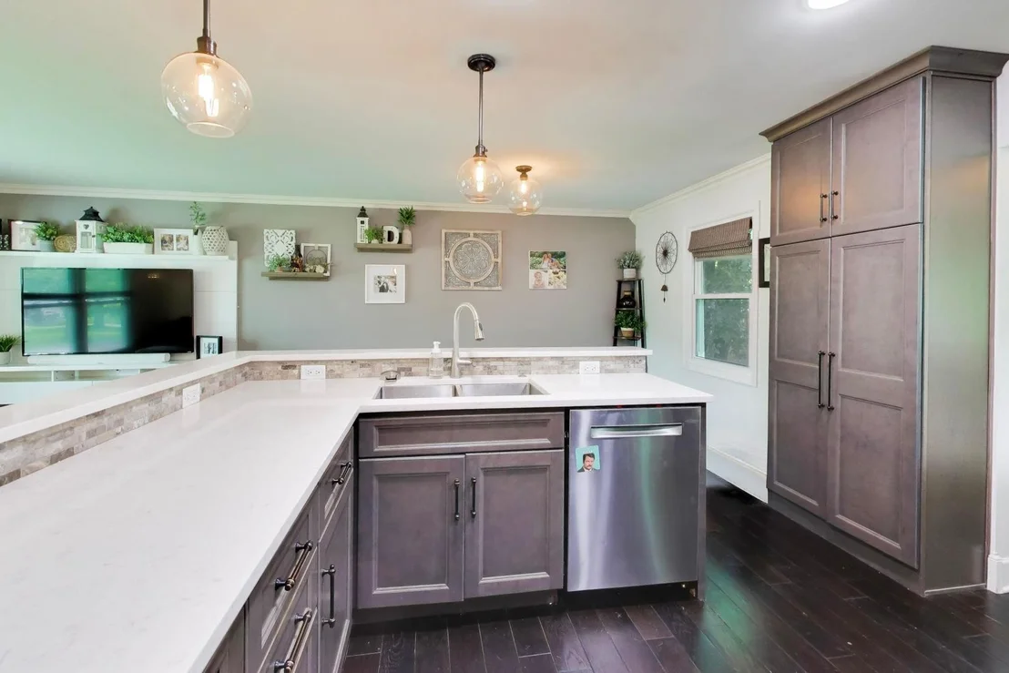 Photo of 2167 Midhurst Road