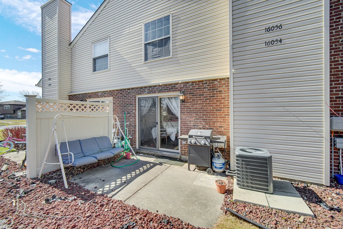 Photo of Unit 0 at 16054 85th Place