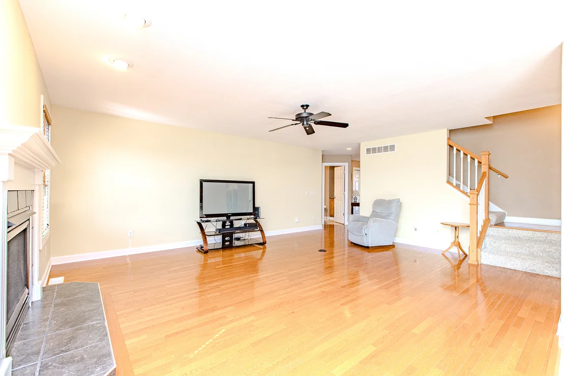 Photo of 2334 CASCADE Court