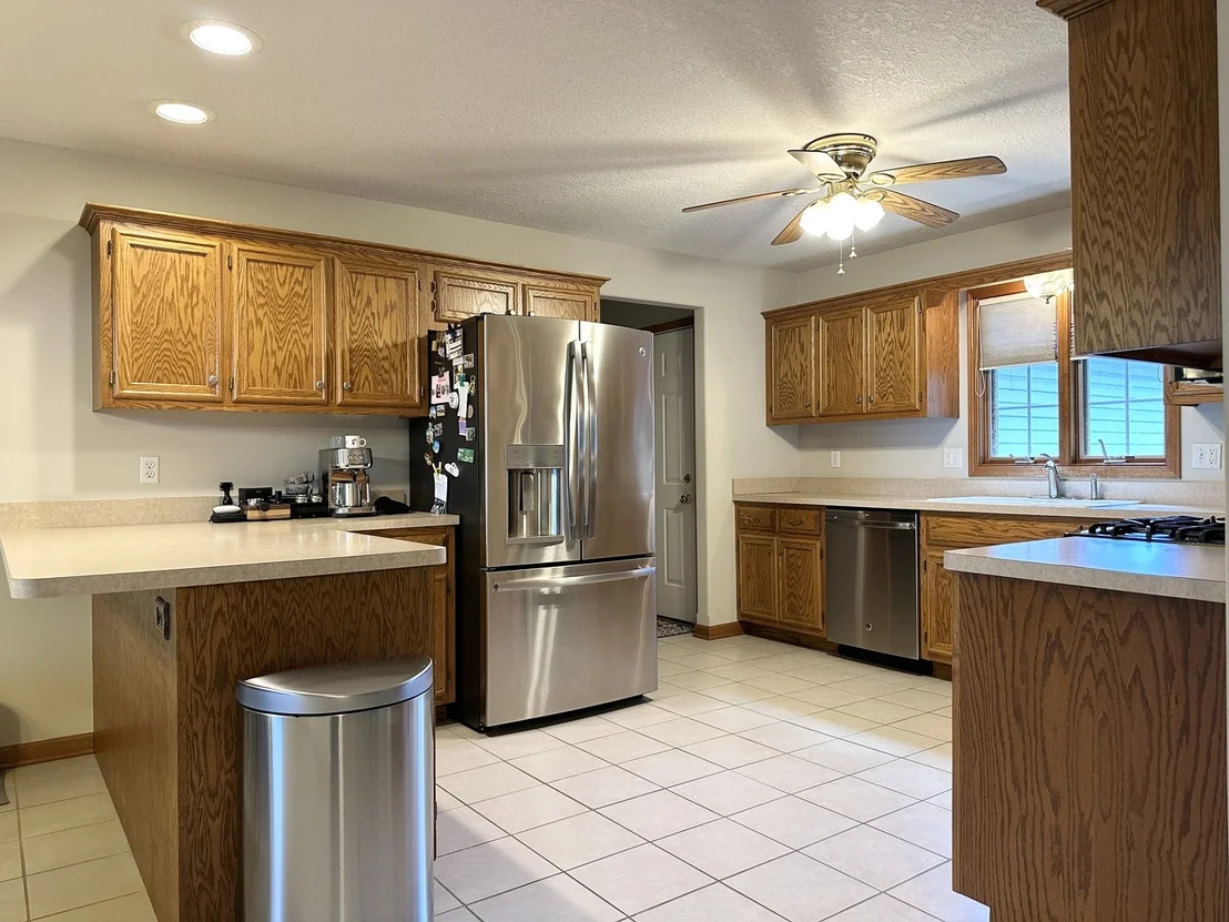 Photo of 1602 Sunridge Drive