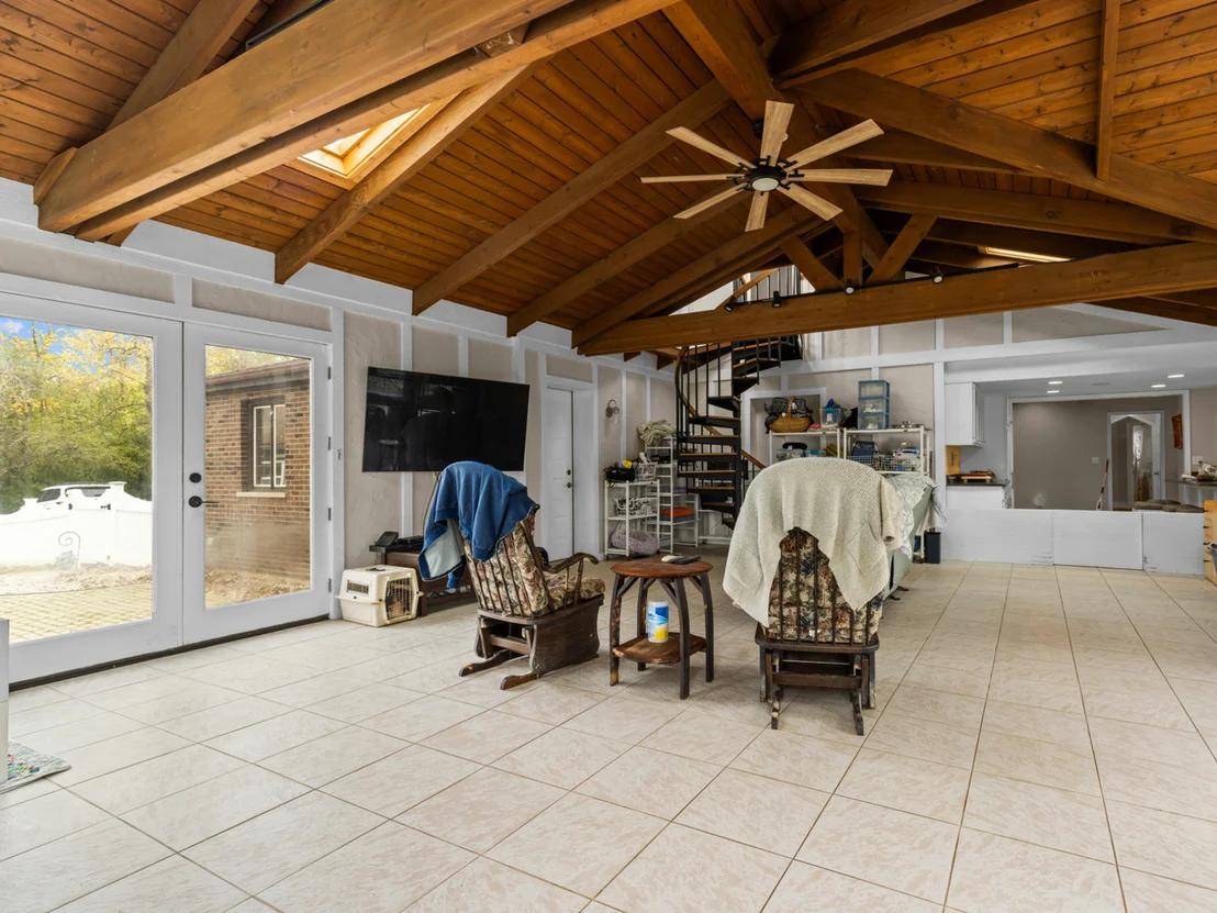 Photo of 155 Helm Road