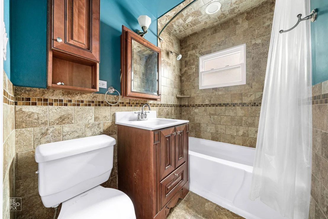 Photo of 5936 Butterfield Road
