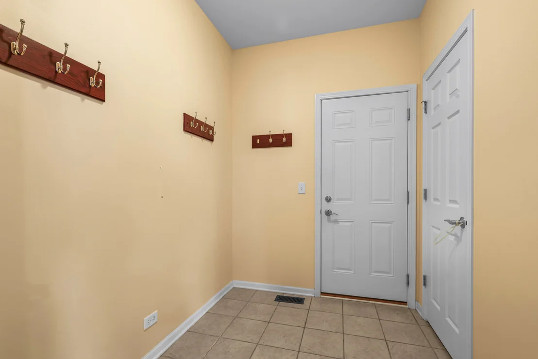 Photo of 239 Pawtucket Avenue