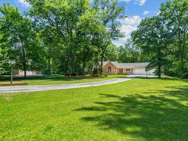 Photo of 1633 N Sauk Trail