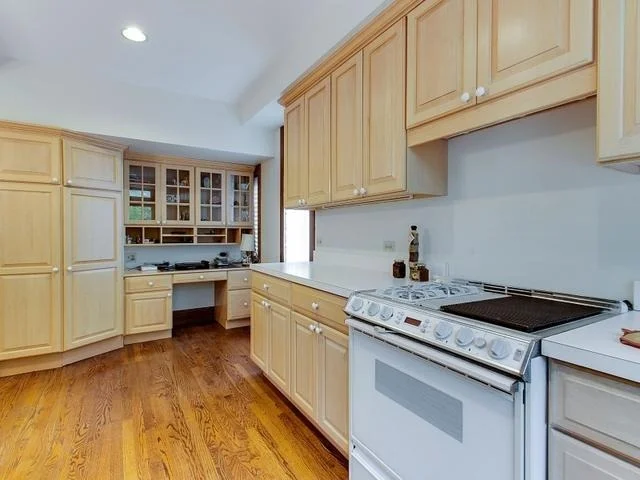 Photo of 1012 HARVARD Terrace