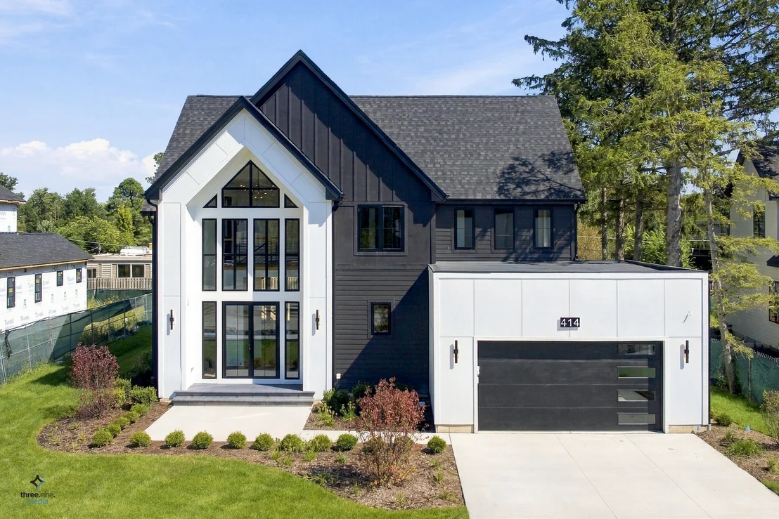 Photo of 414 Forest Edge Drive