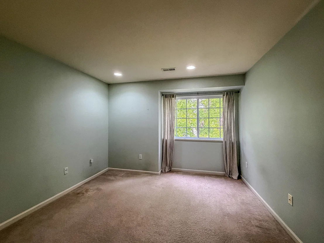 Photo of Unit 201 at 2404 Windward Boulevard