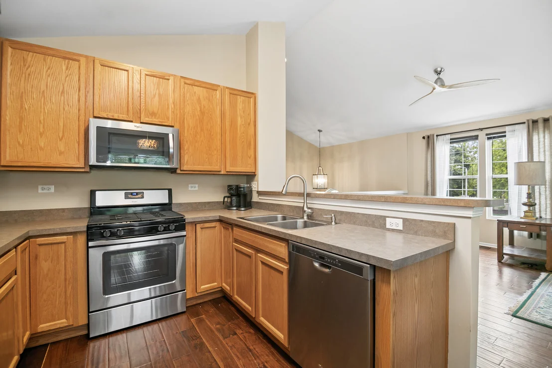 Photo of 518 Conservatory Lane