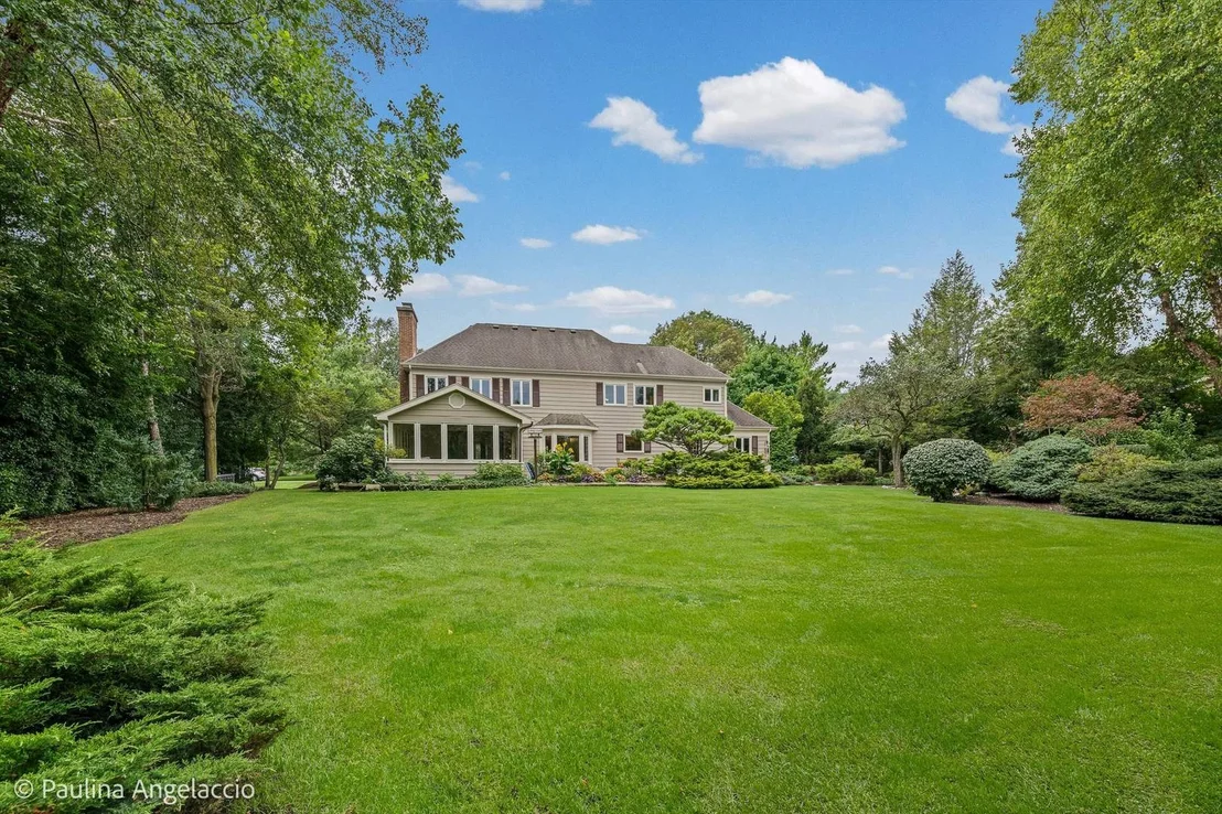 Photo of 22256 Cambridge Drive