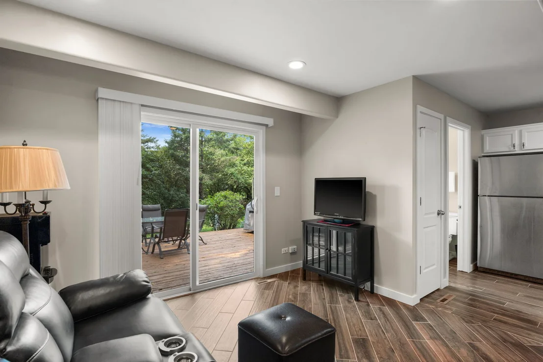 Photo of 13 Dumbarton Oaks Place