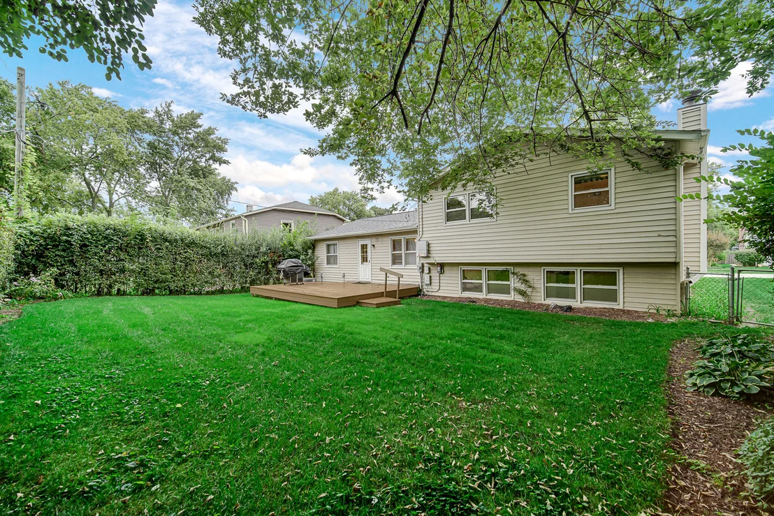 Photo of 986 Harvard Lane