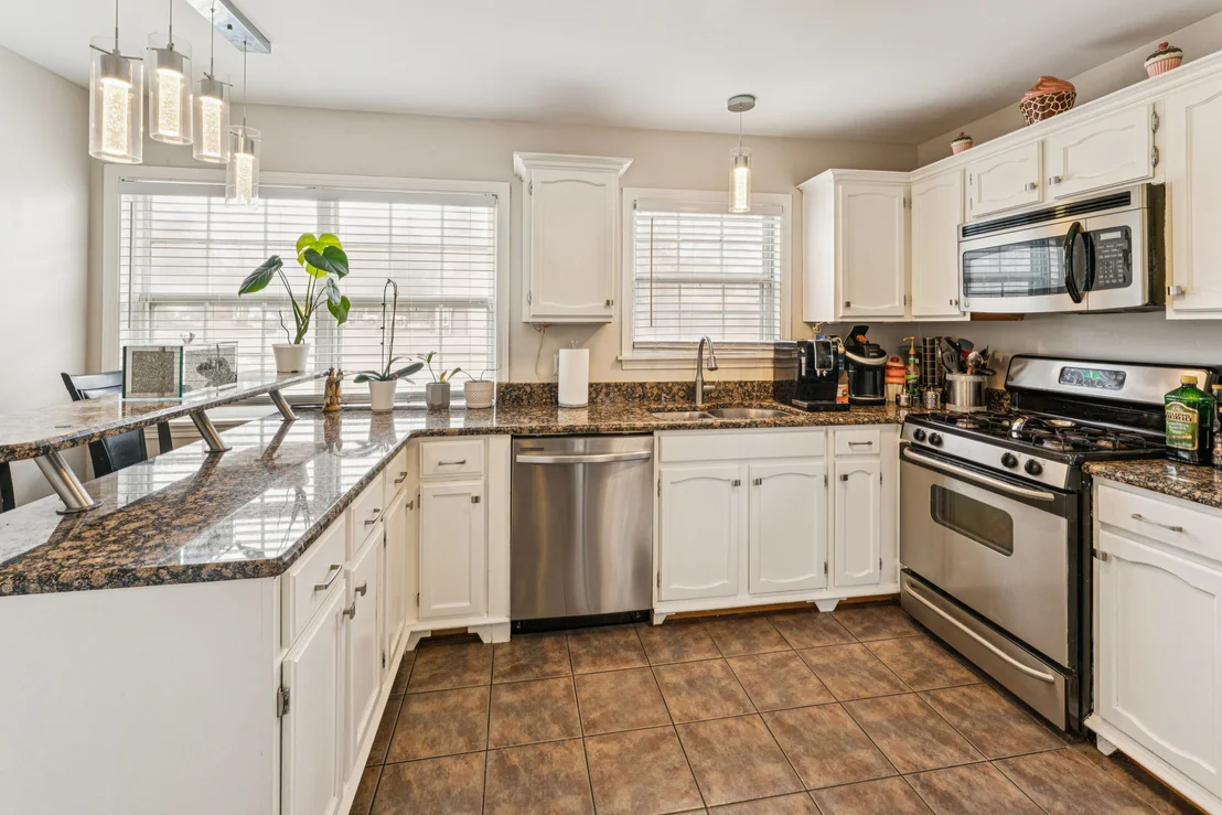 Photo of 500 Ascot Lane