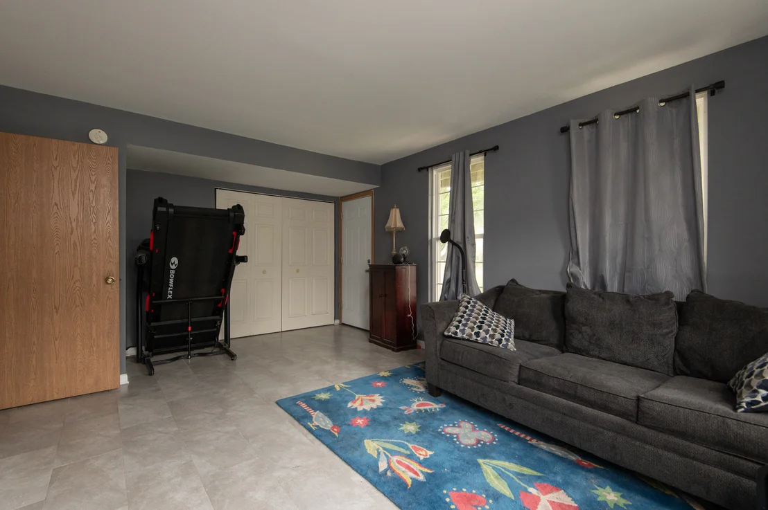 Photo of 867 Symphony Drive