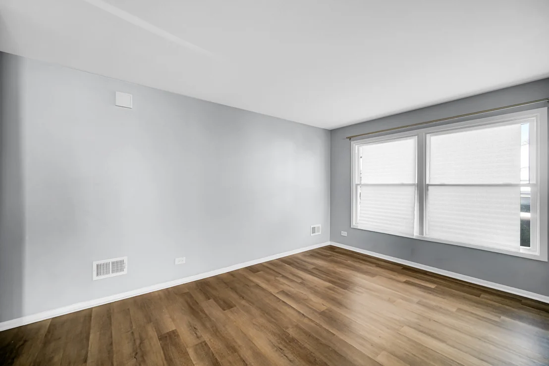 Photo of Unit 0 at 1793 Queensbury Circle