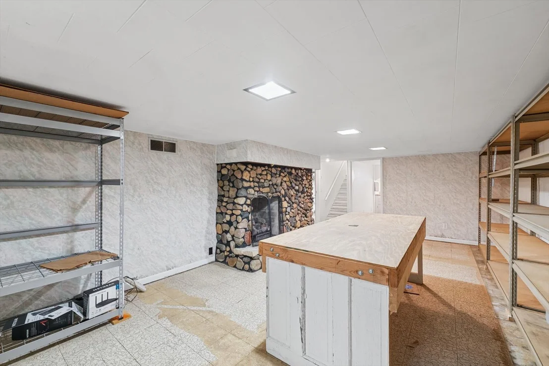Photo of 705 Dover Place