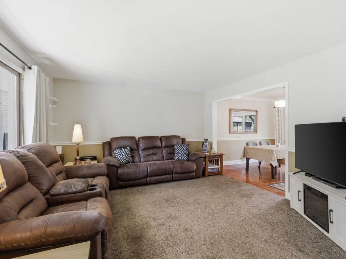 Photo of 1158 Pinetree Lane
