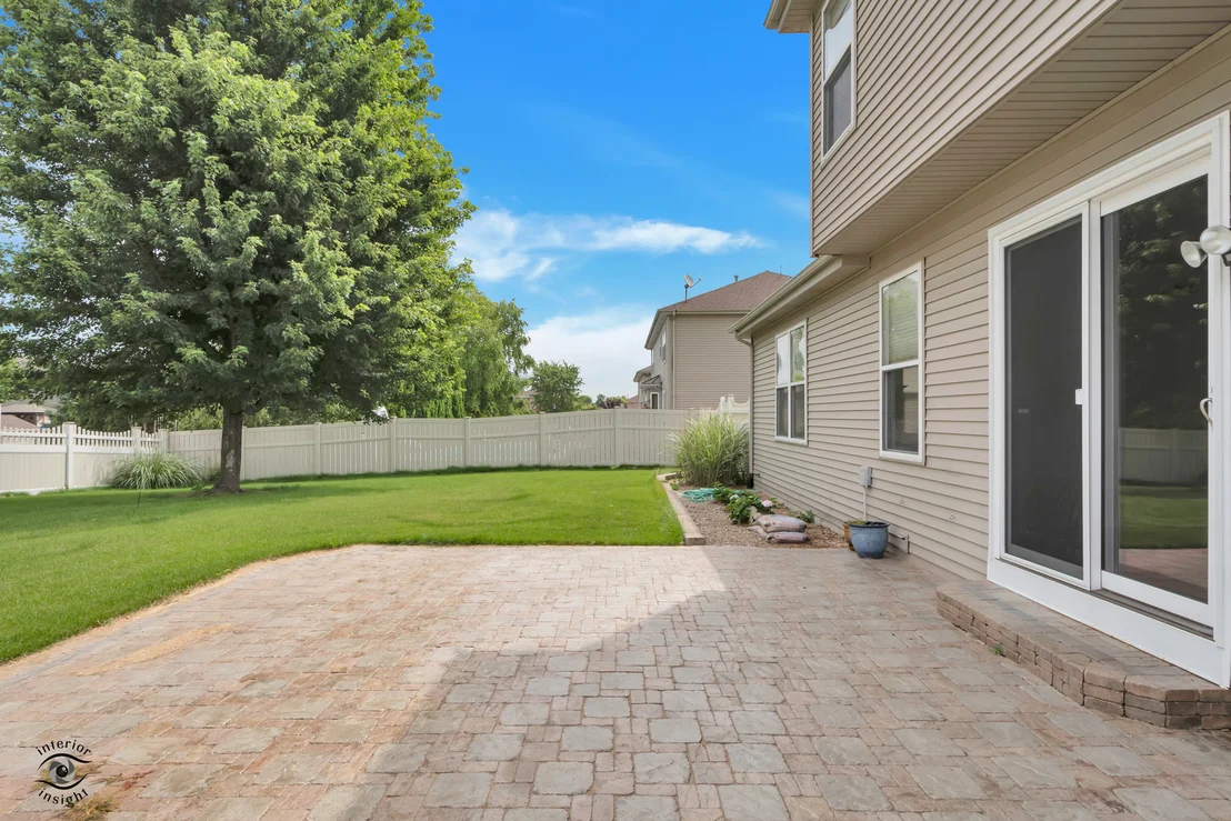 Photo of 15474 Lakeview Drive