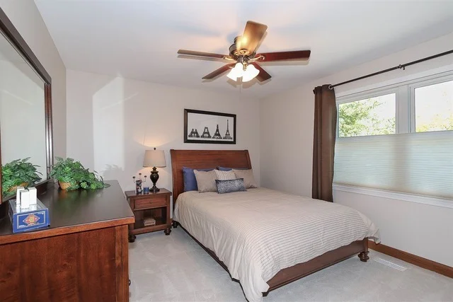 Photo of 614 Applegate Lane
