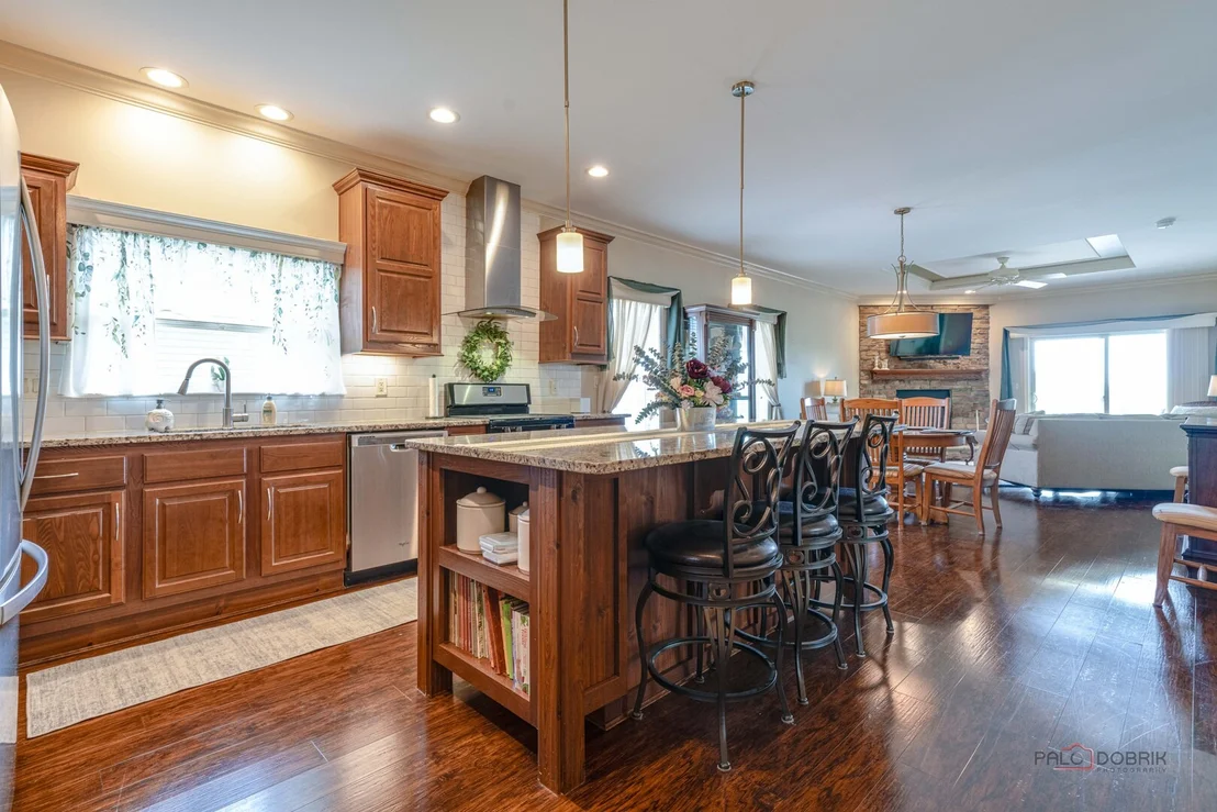 Photo of 1459 Equestrian Drive