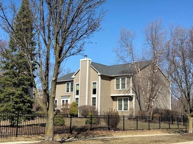 Photo of 491 Saratoga Circle
