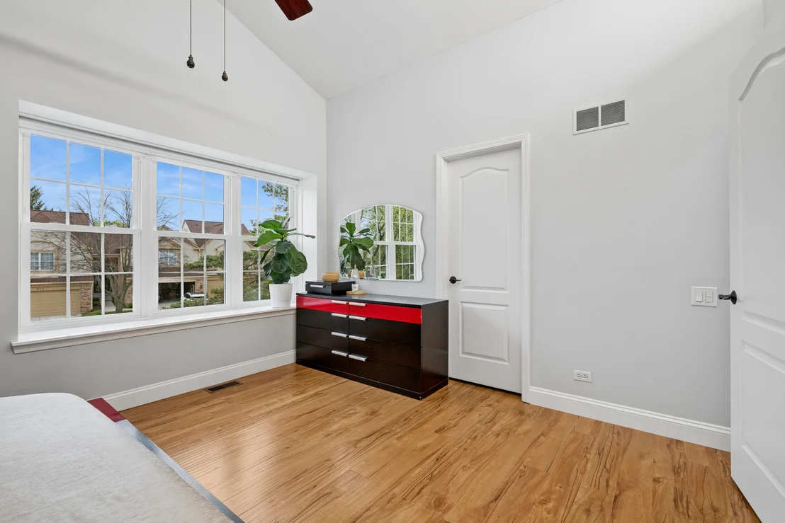Photo of 285 Lorraine Circle