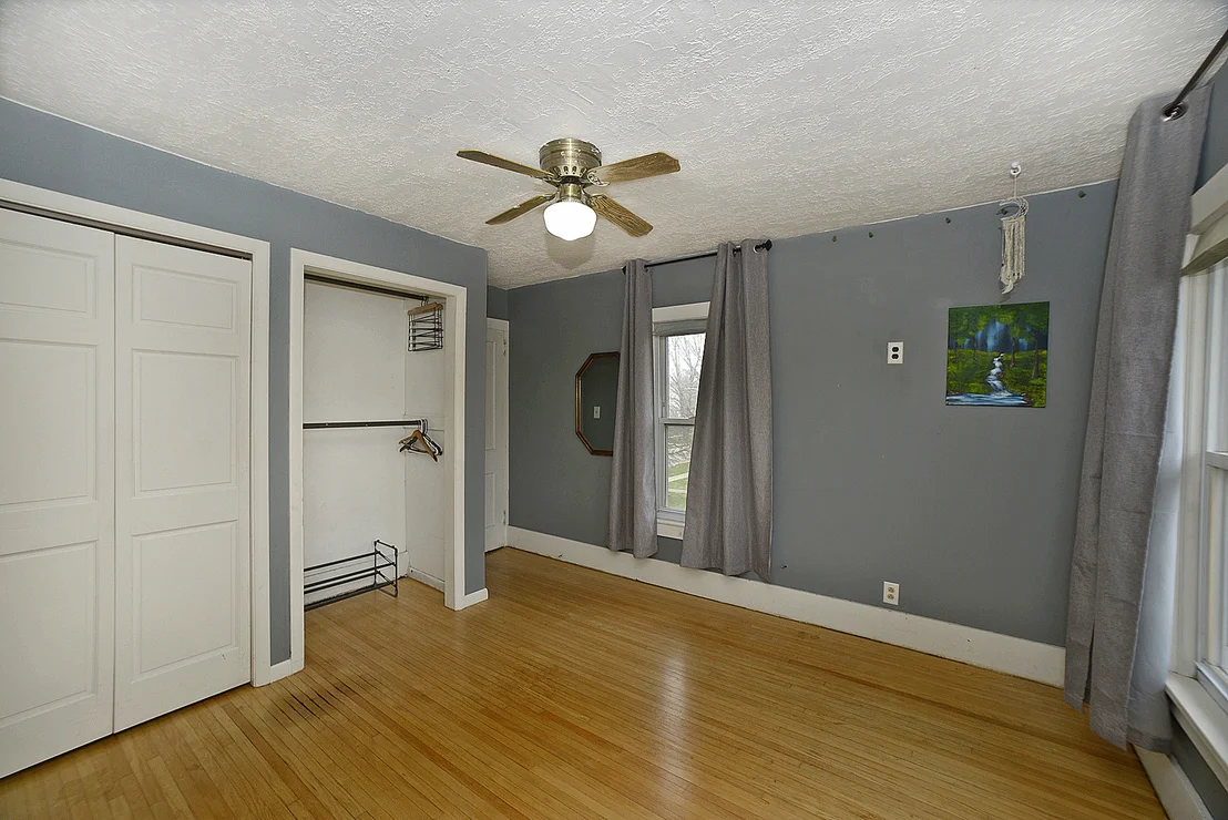 Photo of 210 6th Street