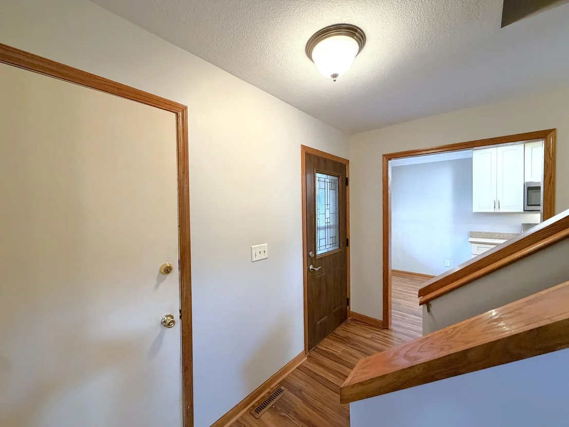Photo of 1069 Lincoln Drive