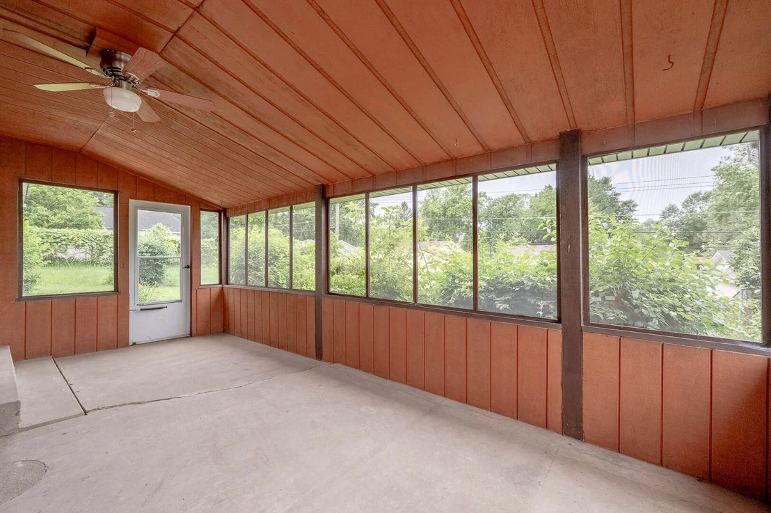 Photo of 307 Laurie Drive