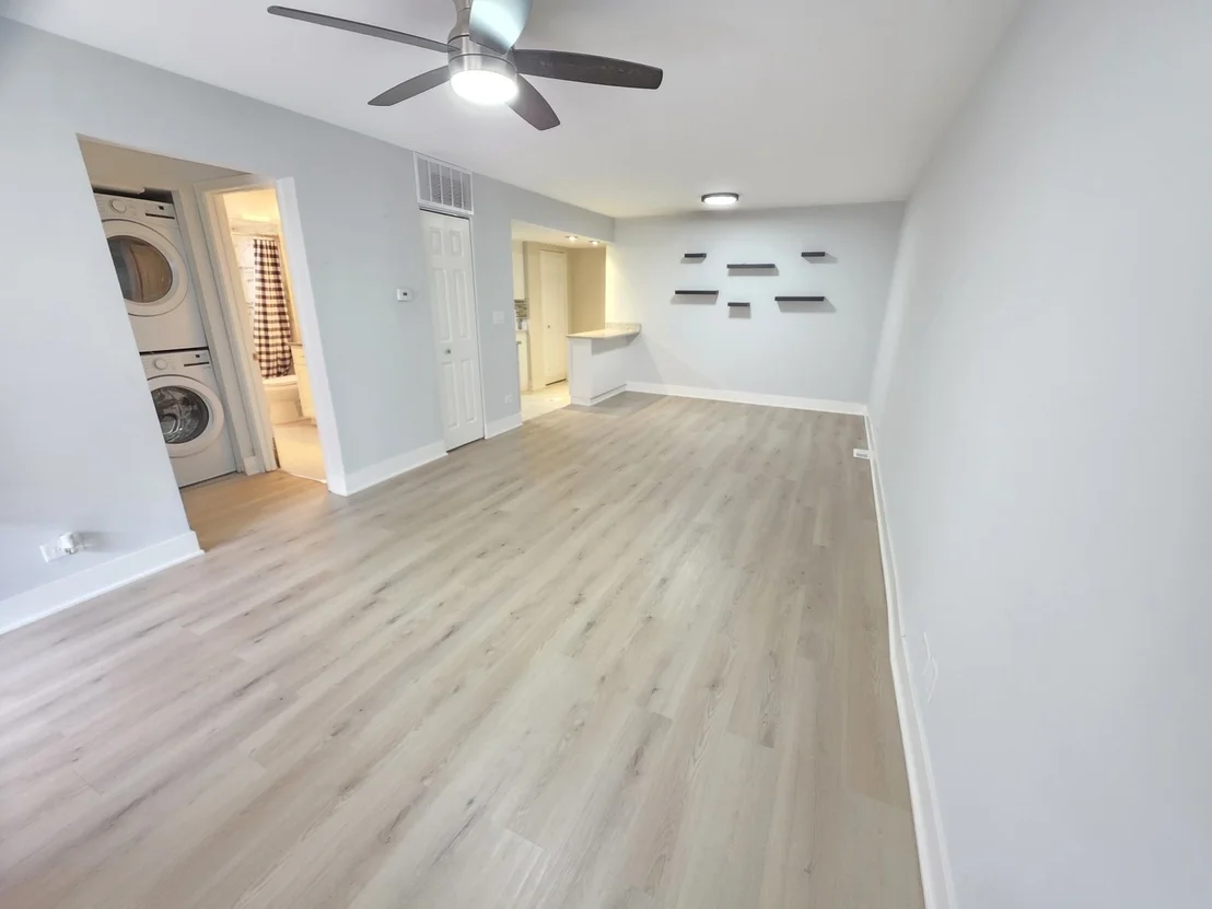 Photo of Unit A at 1950 Kenilworth Circle