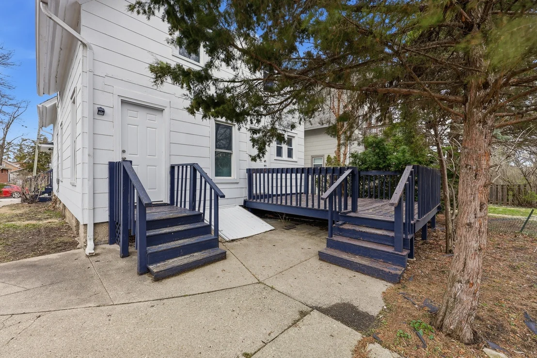 Photo of 835 Oak Street